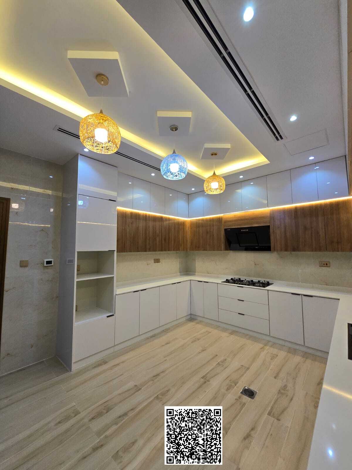 Villa Town House For Sale